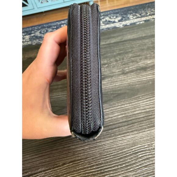 CHANEL Camellia Lambskin Round Zipper Long Wallet - Picture 12 of 13